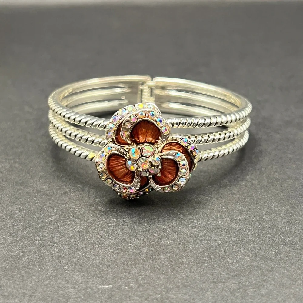 Estate silver tone